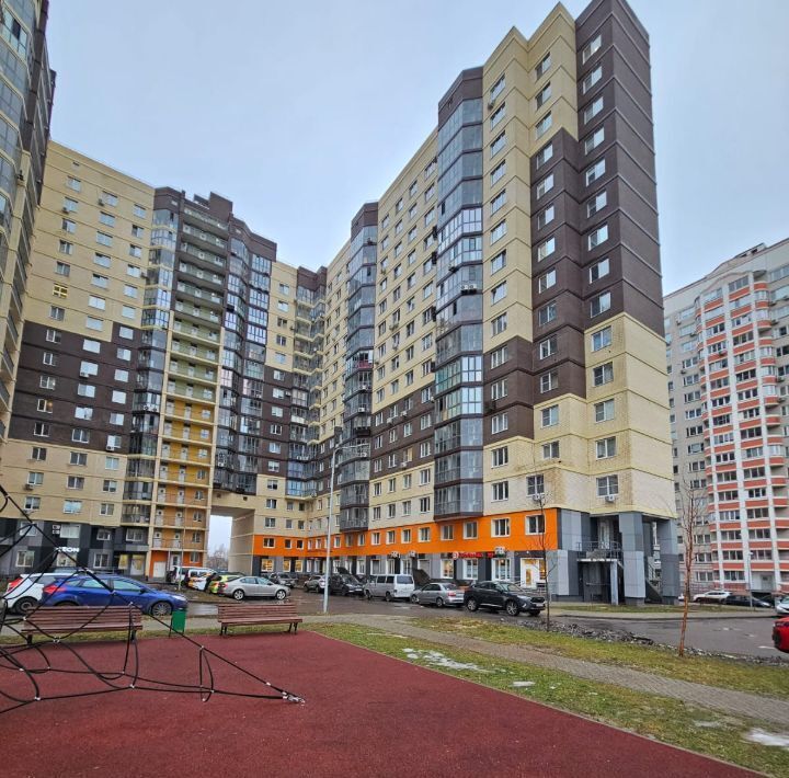 квартира г Москва метро Бунинская аллея проезд Чечёрский 136 фото 1