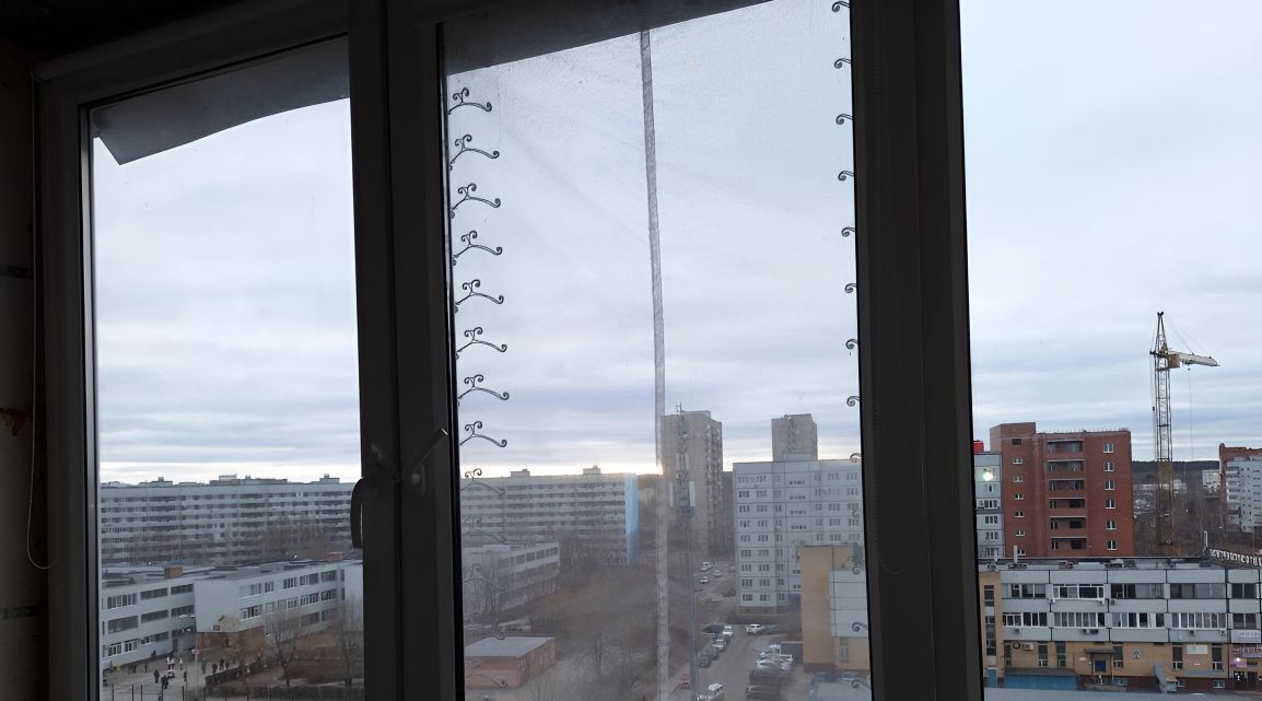 комната г Тольятти р-н Автозаводский ул Автостроителей 53 фото 4