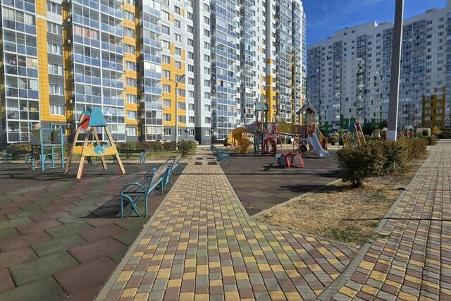 г Воронеж р-н Коминтерновский пр-кт Московский 215 городской округ Воронеж фото