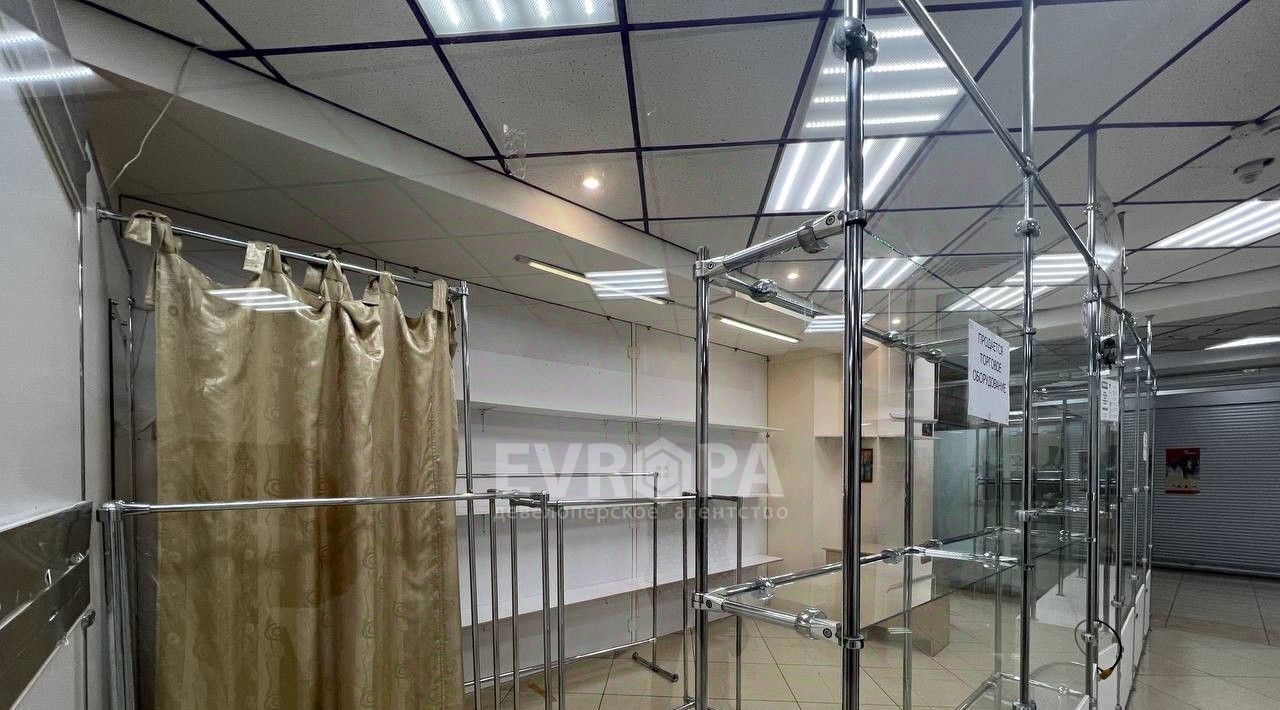 торговое помещение г Ульяновск р-н Заволжский пр-кт Генерала Тюленева 25 фото 12