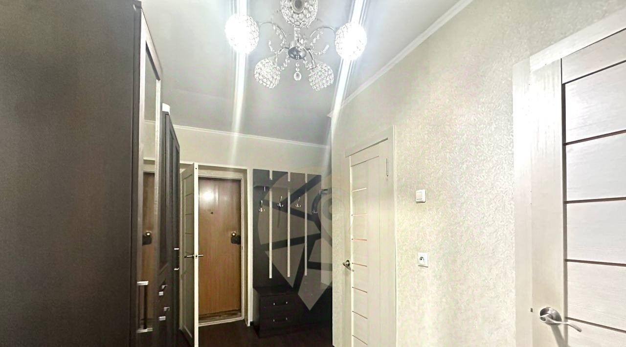 квартира г Старый Оскол микрорайон Космос 1А фото 6