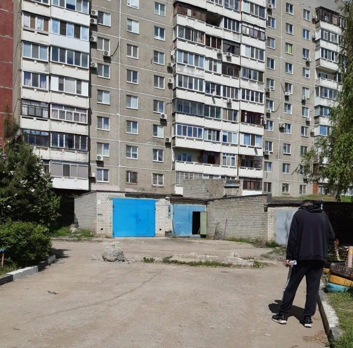 квартира г Саратов п Шарковка р-н Заводской 3 фото 2