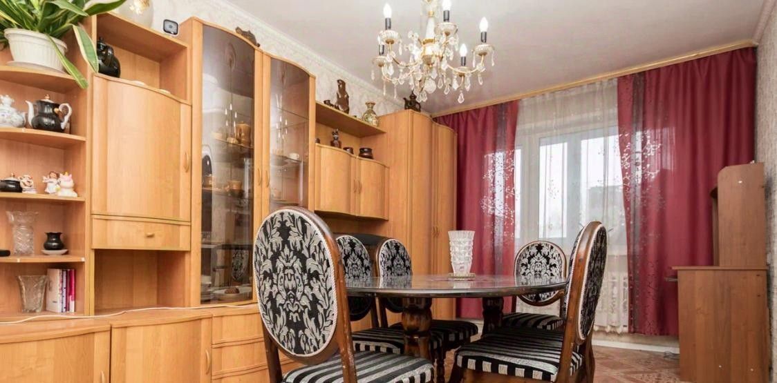 квартира г Иркутск р-н Свердловский мкр Первомайский 71 фото 1