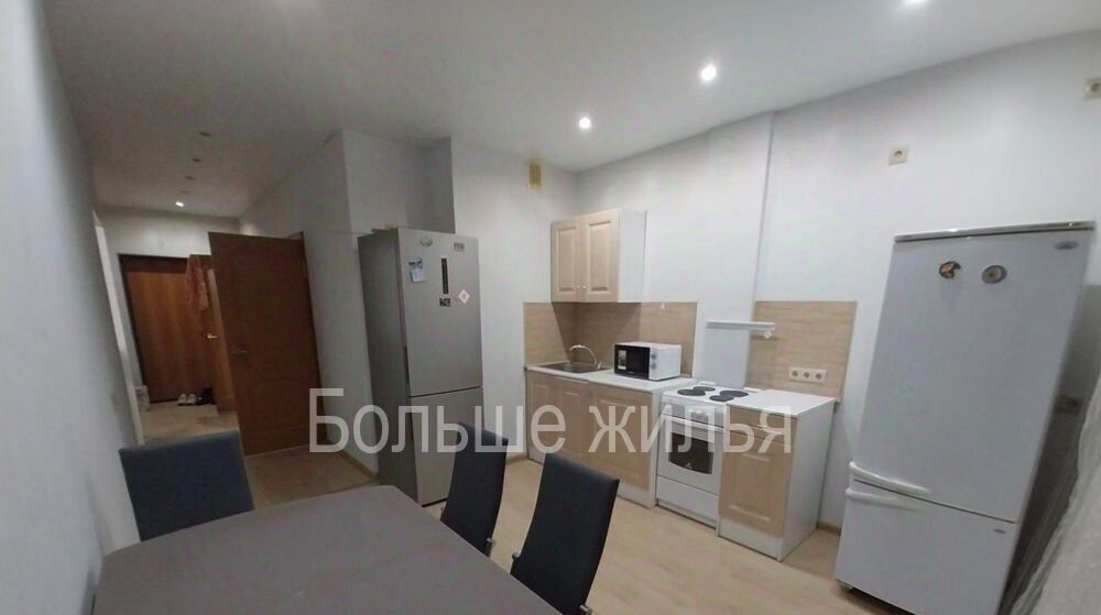 квартира г Волгоград р-н Дзержинский ул 8-й Воздушной Армии 6б фото 2