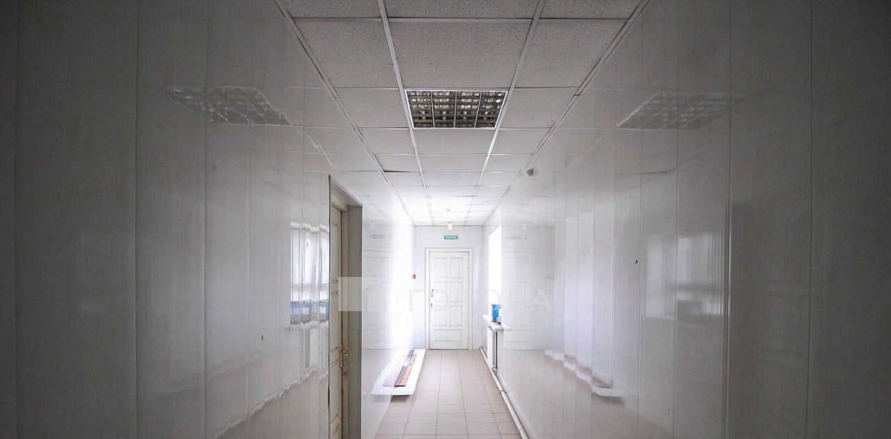 торговое помещение г Барнаул р-н Центральный ул Короленко 127 фото 9