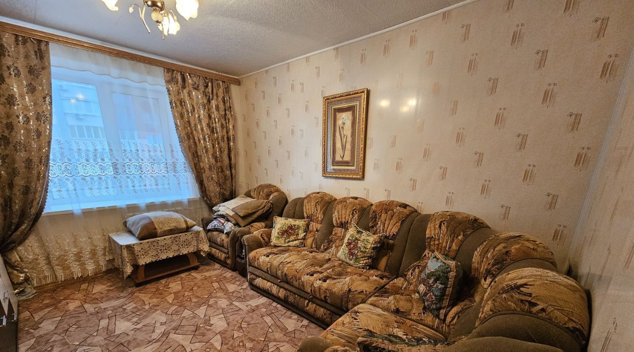 квартира г Саратов р-н Кировский ул им Батавина П.Ф. 12 фото 6