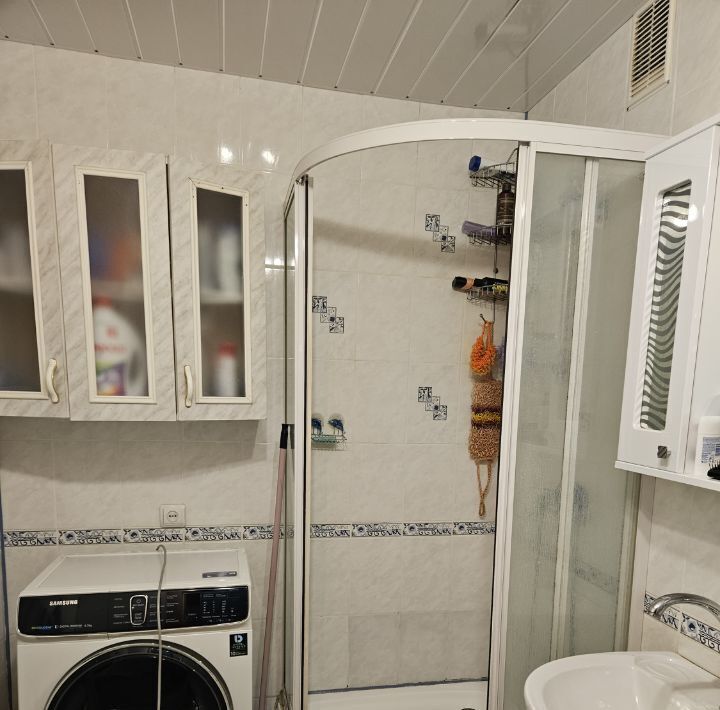 квартира г Саратов р-н Кировский ул им Батавина П.Ф. 12 фото 10