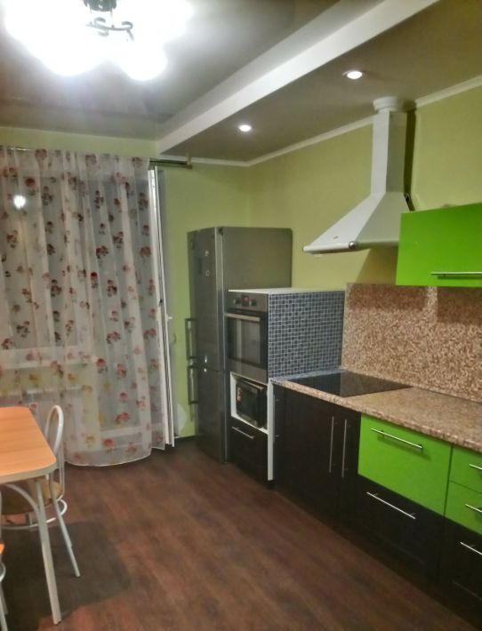 квартира г Омск р-н Кировский пр-кт Комарова 21к/2 Кировский АО фото 7