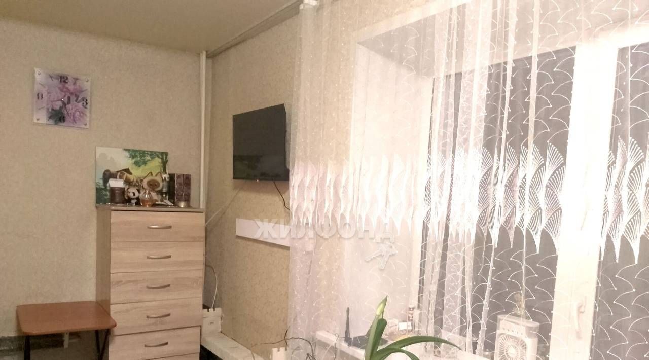 комната г Новосибирск ул Петухова 12 Площадь Маркса фото 1
