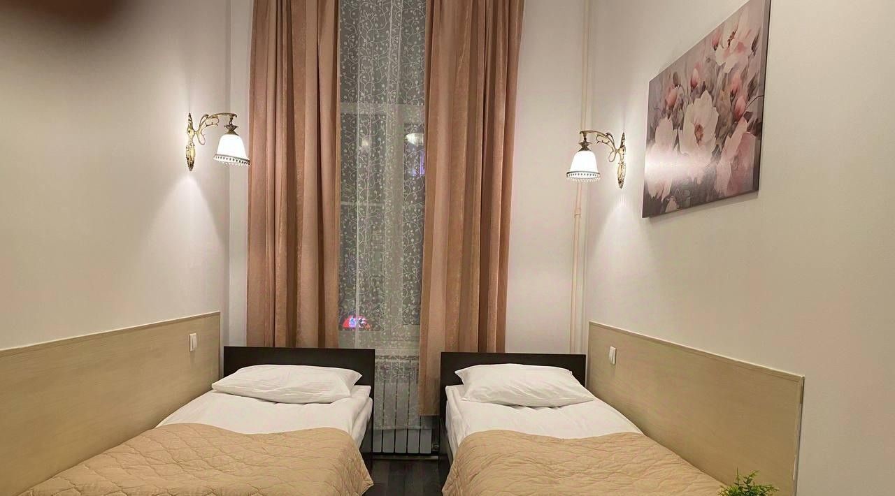 комната г Санкт-Петербург метро Площадь Восстания пр-кт Невский 134б фото 6