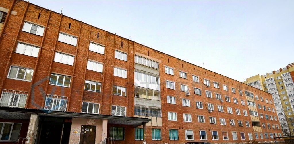 комната г Омск р-н Октябрьский пр-кт Космический 14б фото 14
