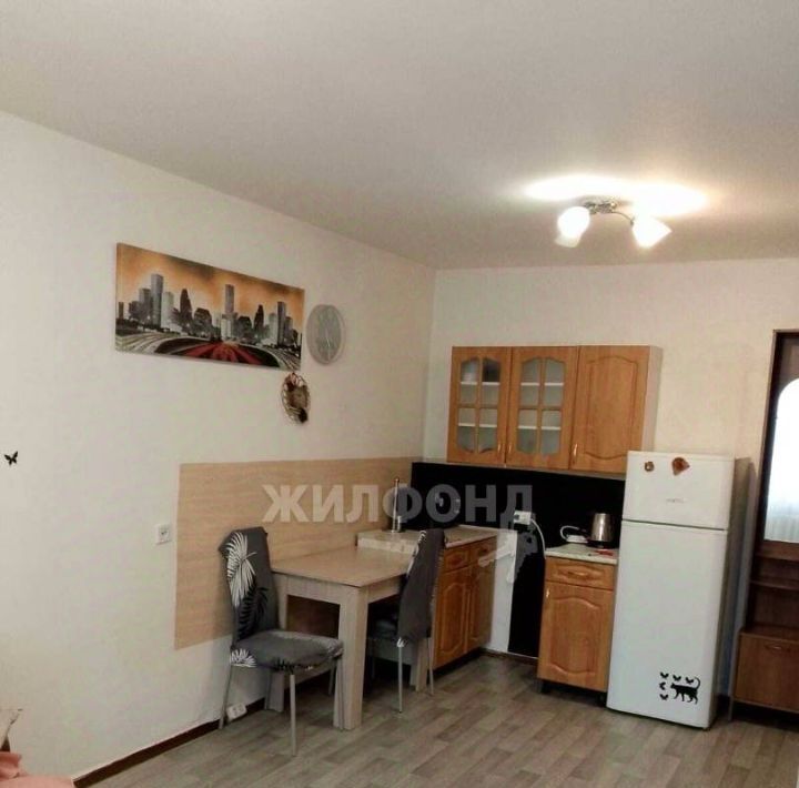 комната г Новосибирск метро Площадь Гарина-Михайловского ул Дуси Ковальчук 2/1 фото 1