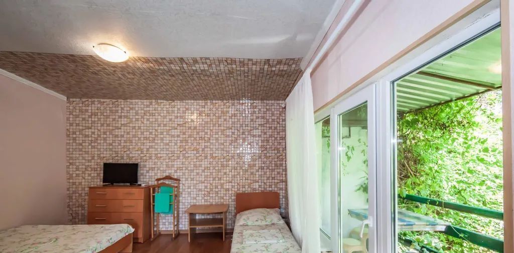 комната г Алушта пгт Партенит пер Скалистый 2 фото 3