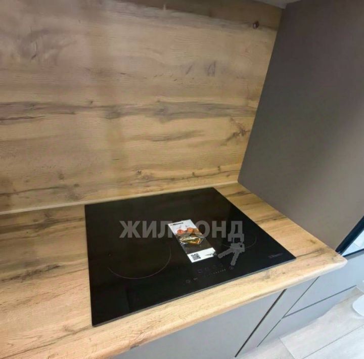 квартира г Абакан ул Генерала Тихонова 8/2 фото 16