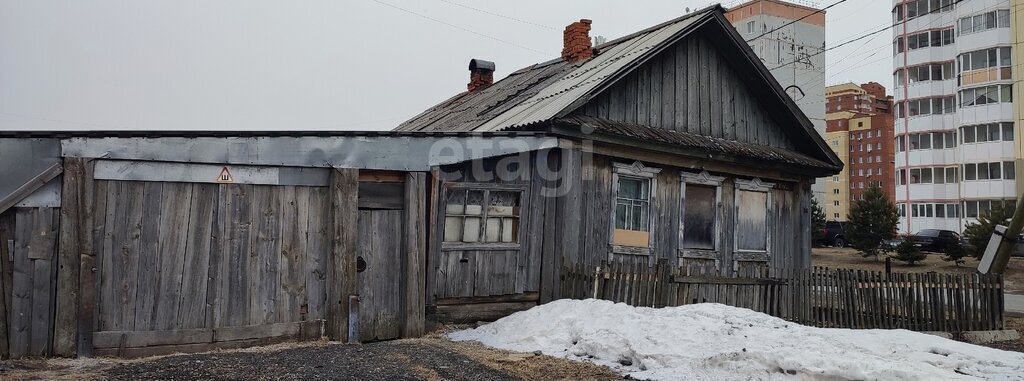 дом г Тобольск р-н мкр 3 фото 1