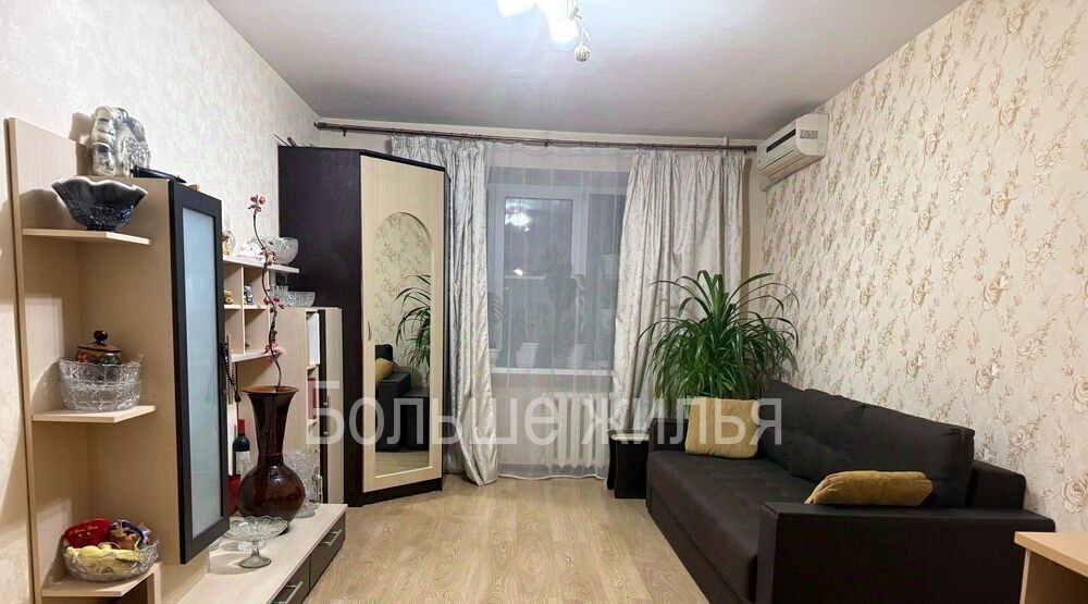 квартира г Волгоград р-н Советский ул им. Тулака 8 фото 6