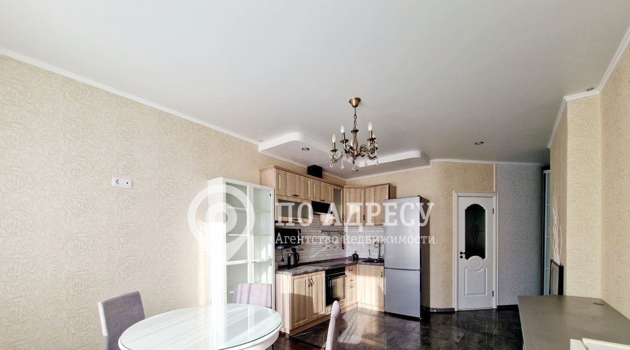 квартира г Саратов р-н Заводской ул. Имени Г. К. Орджоникидзе, 44 фото 5