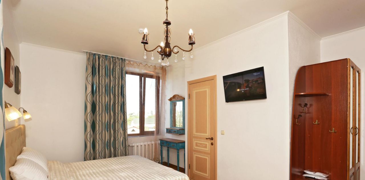 комната г Феодосия ул Суворовская 34 фото 6
