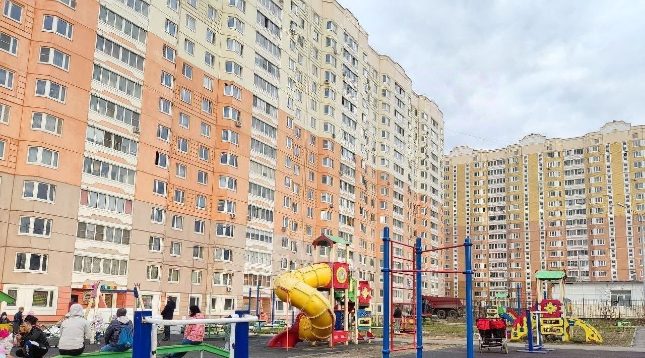 квартира г Калуга р-н Октябрьский ул Хрустальная 44к/3 фото 22