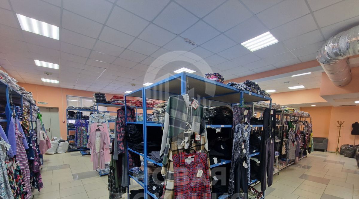 торговое помещение г Омск р-н Кировский пр-кт Комарова 8к/1 фото 24