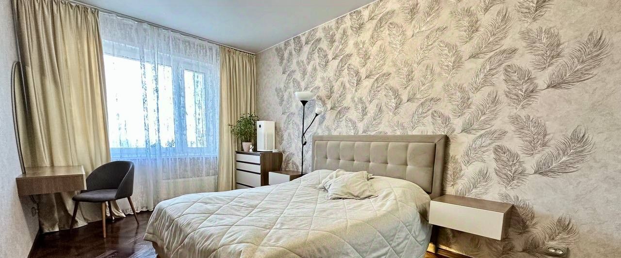 квартира г Красноярск р-н Свердловский ул Свердловская 6и фото 1