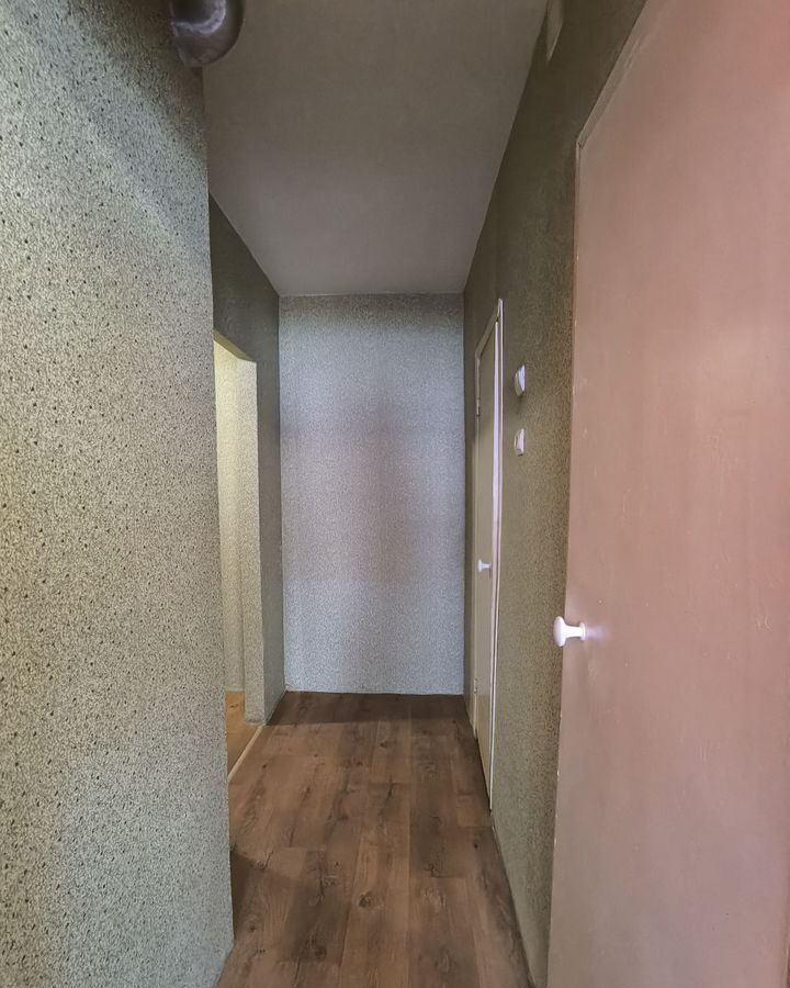 квартира г Омск п Чкаловский пр-кт Космический 18ак/3 р-н Октябрьский фото 12