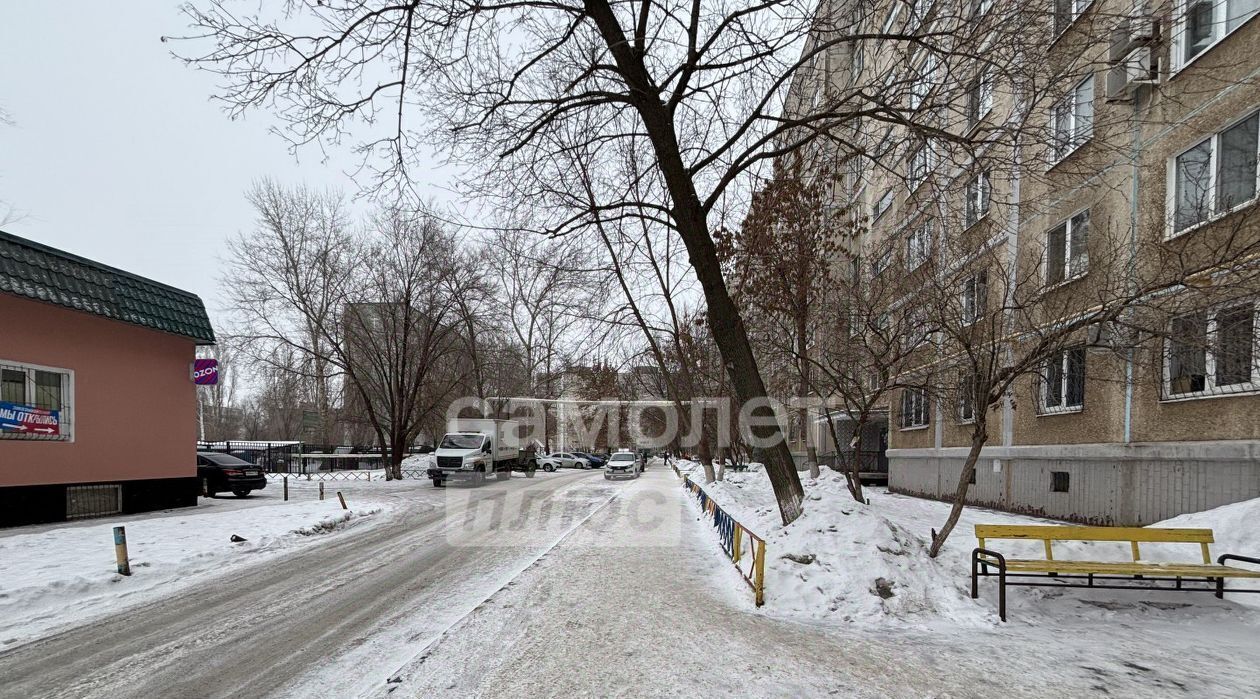 квартира г Оренбург р-н Центральный пр-кт Победы 109 фото 13