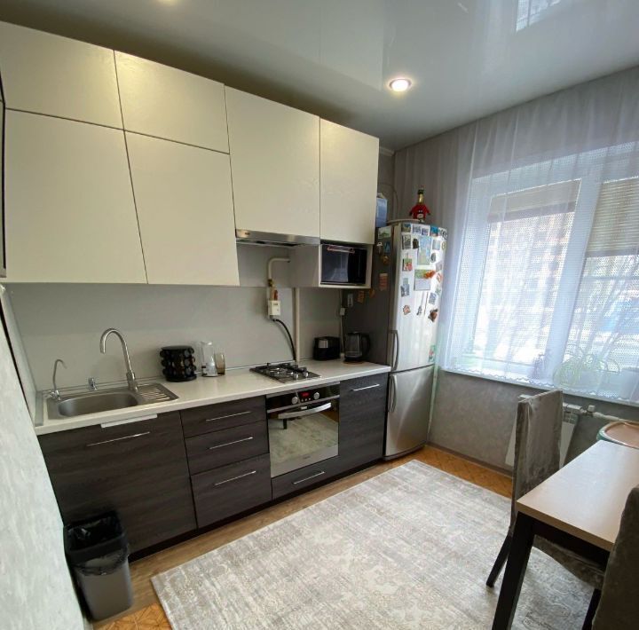 квартира г Омск р-н Советский пр-кт Королева 8 фото 3