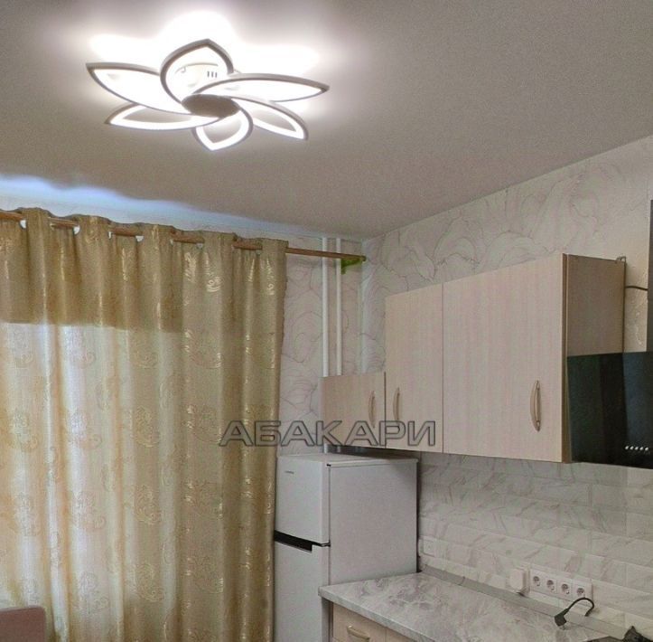 квартира г Красноярск р-н Центральный ул Караульная 82 фото 2