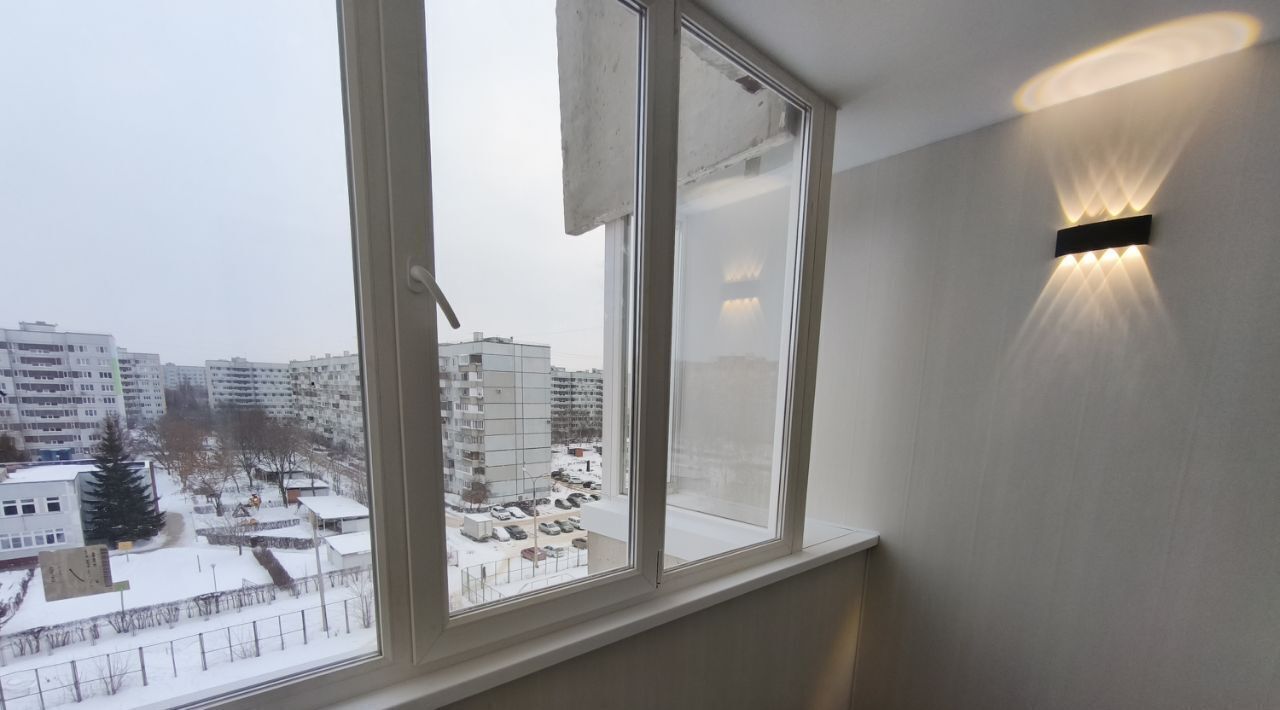 квартира г Тольятти р-н Автозаводский ул Автостроителей 25 фото 7