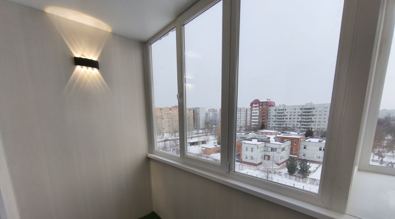 квартира г Тольятти р-н Автозаводский ул Автостроителей 25 фото 8
