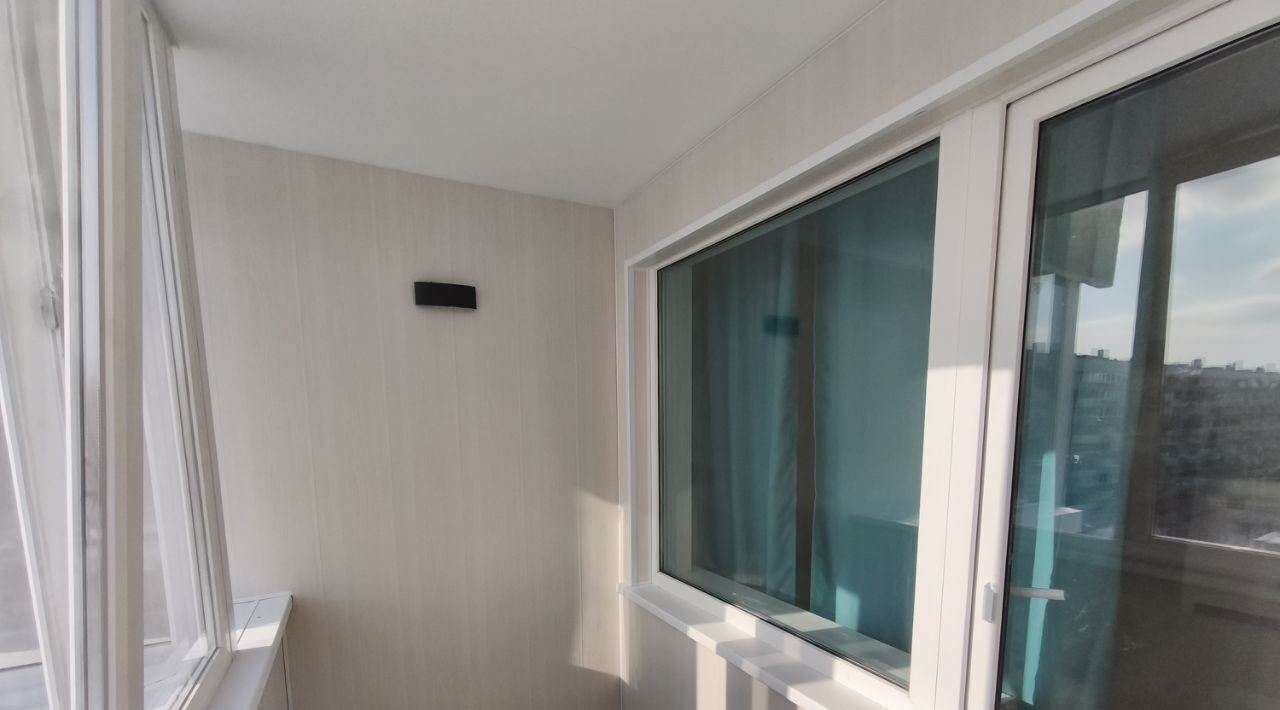 квартира г Тольятти р-н Автозаводский ул Автостроителей 25 фото 11