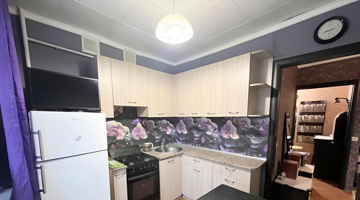 квартира г Челябинск р-н Тракторозаводский ул Артиллерийская 65а фото 8