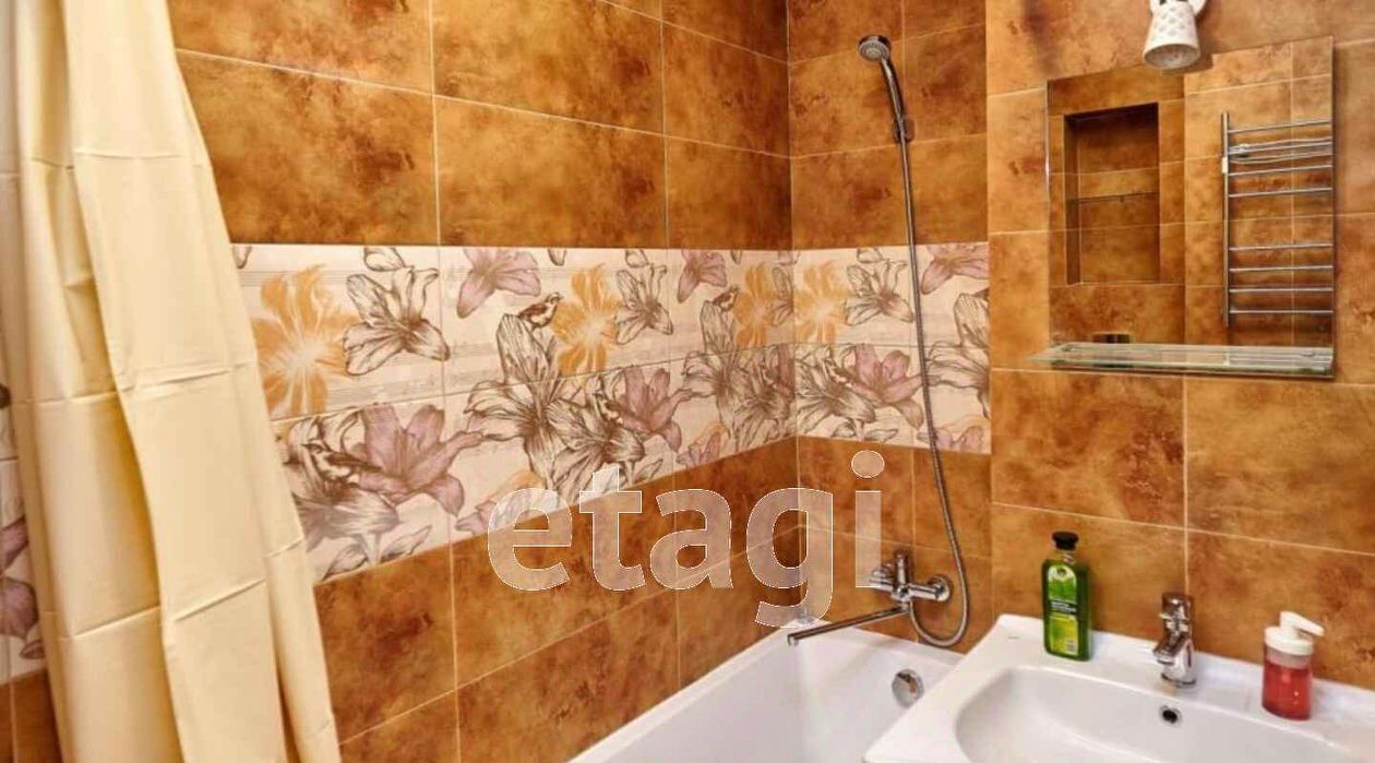 квартира г Калуга р-н Октябрьский ул Хрустальная 44к/3 фото 10