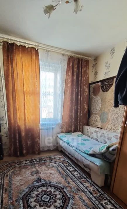 комната г Муравленко ул Российская 52 фото 3