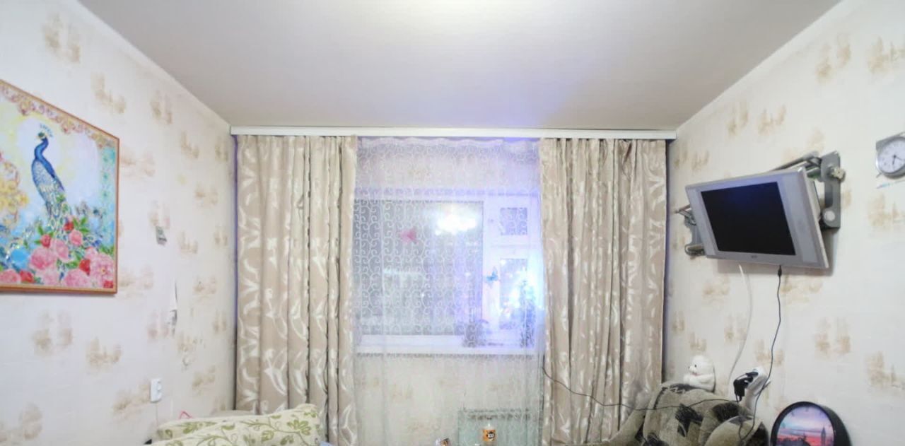 комната г Новый Уренгой ул Геологоразведчиков 6 фото 3
