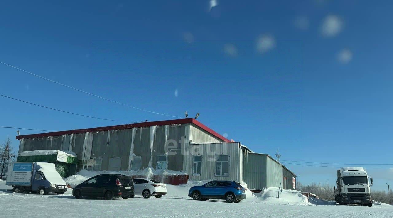 торговое помещение г Новый Уренгой ул Магистральная 110 фото 1