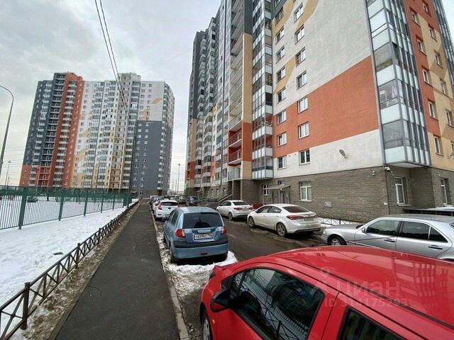 р-н Красногвардейский пр-кт Маршака 22 Ленинградская область фото