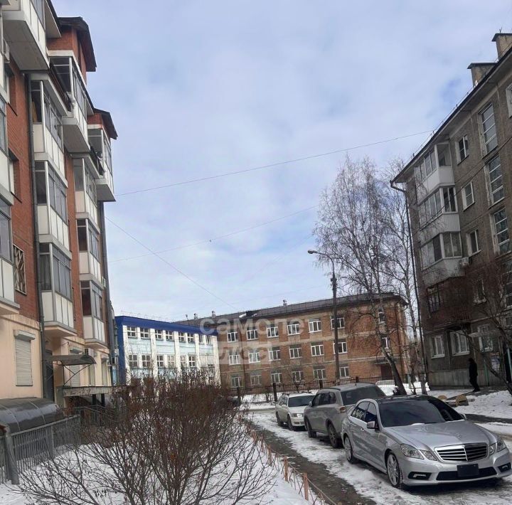 квартира г Иркутск р-н Правобережный ул Иосифа Уткина 23 фото 17