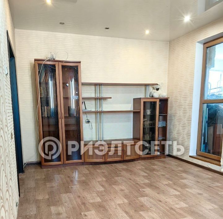 квартира г Мурманск р-н Октябрьский ул Георгия Седова 10 фото 4