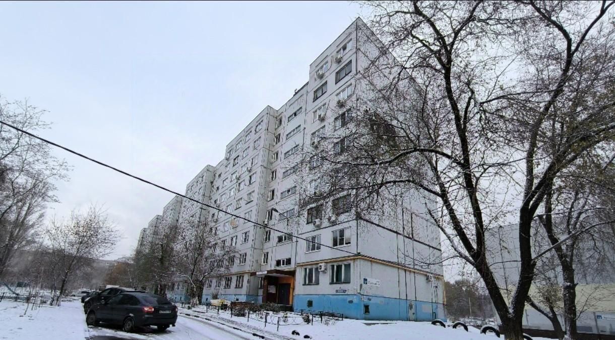 квартира г Тольятти р-н Комсомольский ул Ярославская 17 фото 1