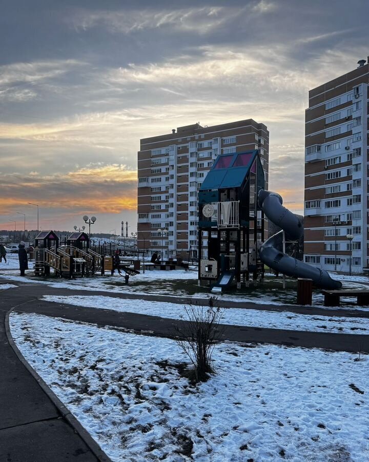 квартира г Москва ул Харлампиева 48к/1 р-н Филимонковское, Новомосковский административный округ, Филимонковский р-н, Московская область, городской округ Истра, Троицк фото 2