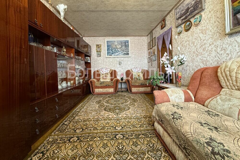 квартира г Волгоград р-н Дзержинский ул Новодвинская 52 фото 7