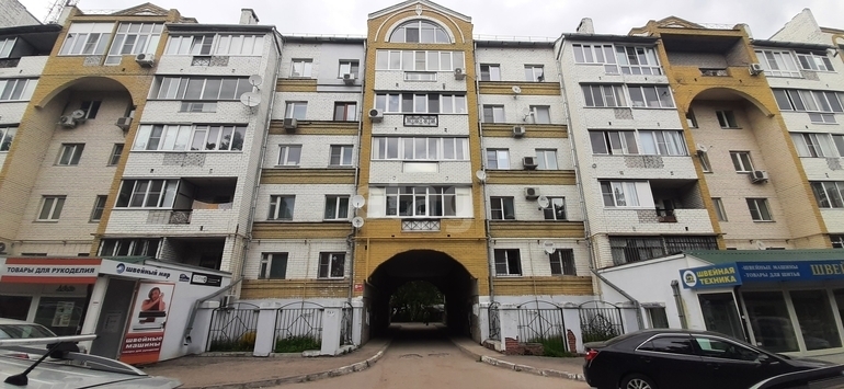 квартира г Калуга р-н Московский ул Поле Свободы 129 фото 1