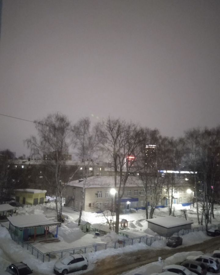комната г Ижевск р-н Ленинский Строитель ул Зои Космодемьянской 19 фото 1