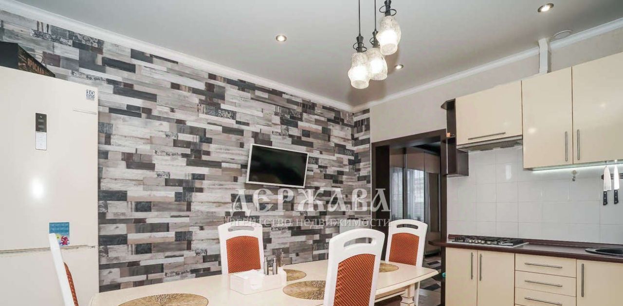 дом г Старый Оскол ул Луганская фото 16