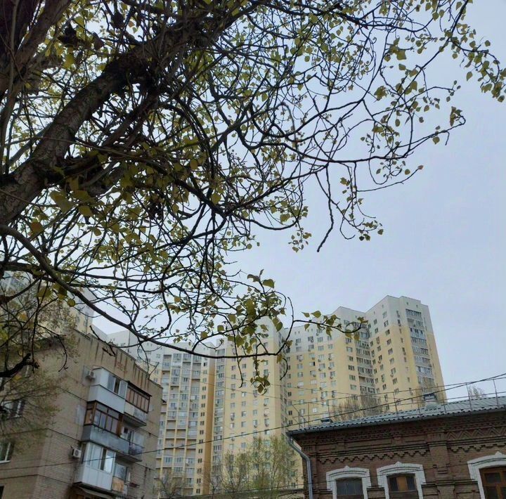квартира г Саратов р-н Октябрьский ул им Симбирцева В.Н. 40а фото 4