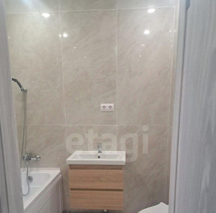 квартира г Энгельс р-н мкр Энгельс-9 3 фото 4