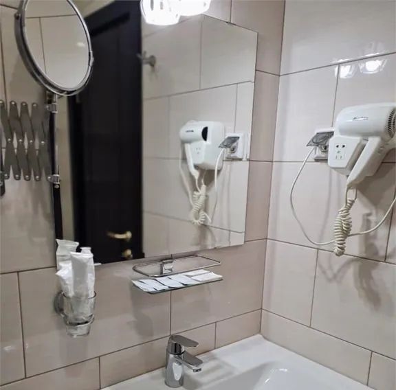 комната г Казань метро Площадь Тукая ул Сары Садыковой 49 фото 5