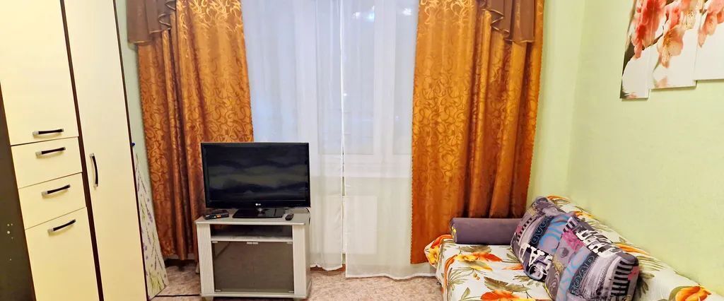 комната г Надым ул Рыжкова 11 фото 2